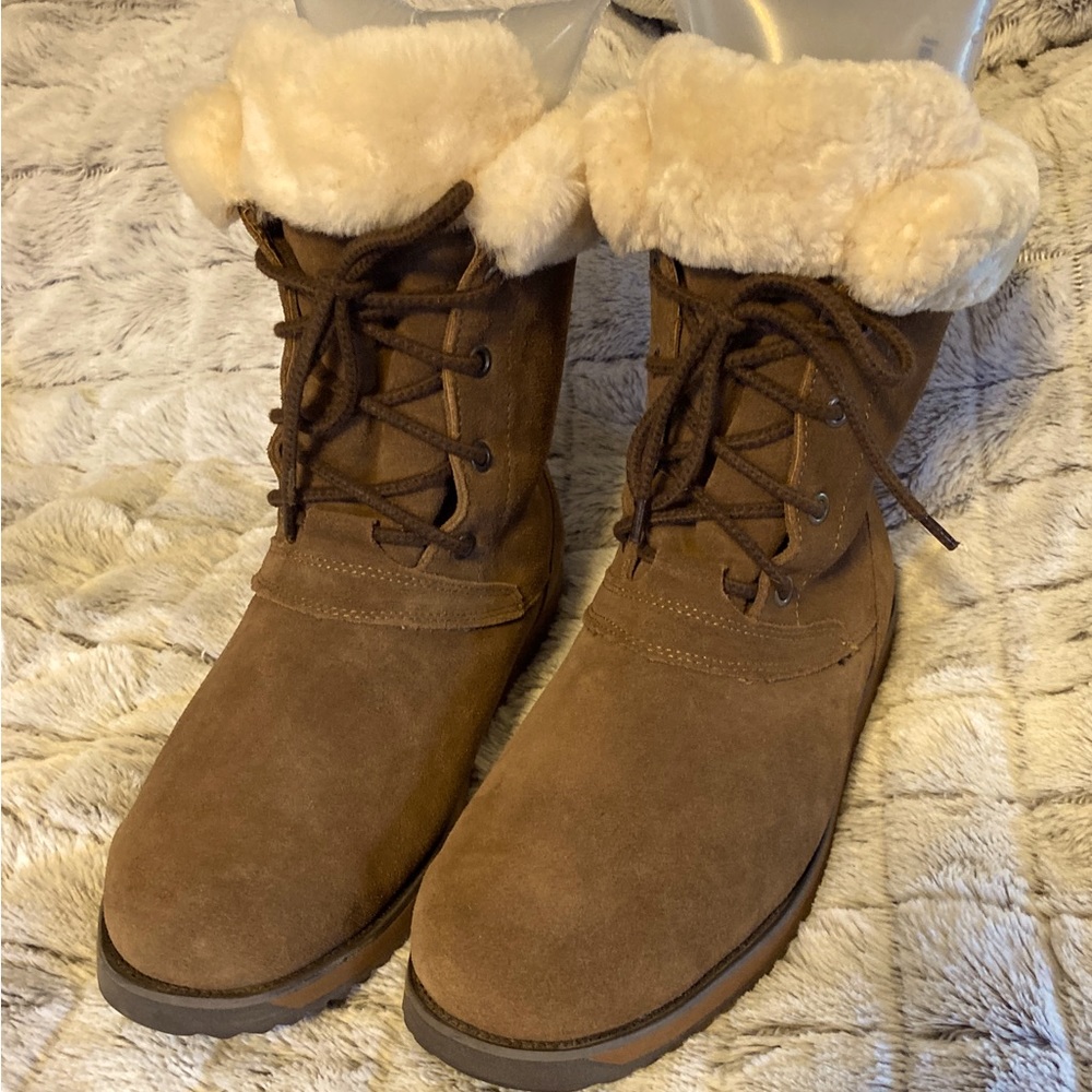 EMU Australia Boots,,